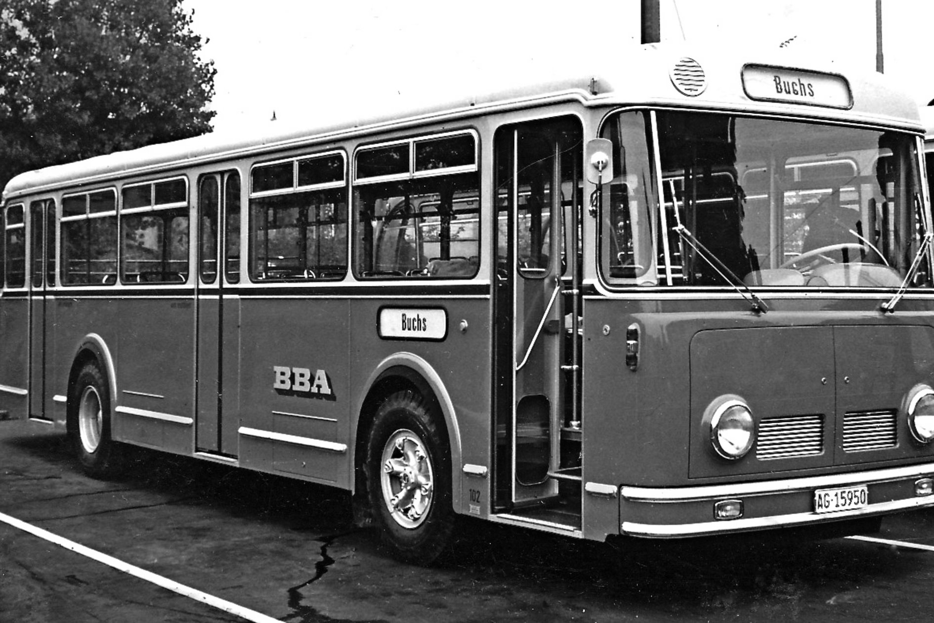 Alter Bus im Busdepot von Aarau